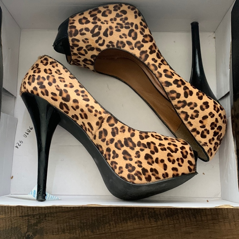 Leopard heels